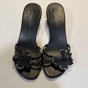 Kenneth Cole Reaction Black Floral Heels